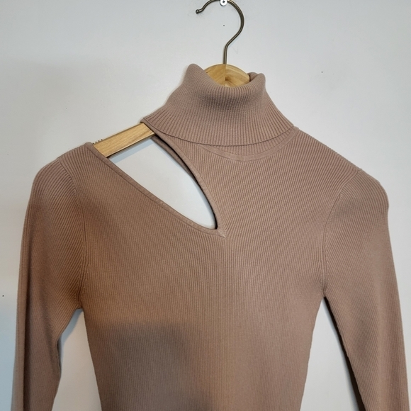 A.L.C. West Dress Cutout Turtleneck Nude Dress Size XS - Picture 6 of 12